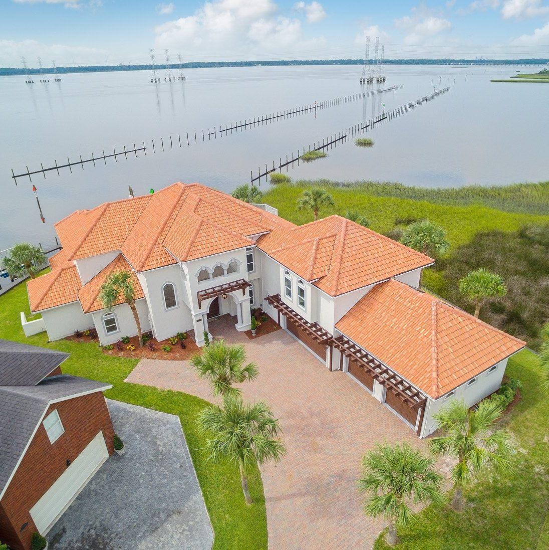 casa en CTS Custom Home Builders por CTS Custom Home Builders