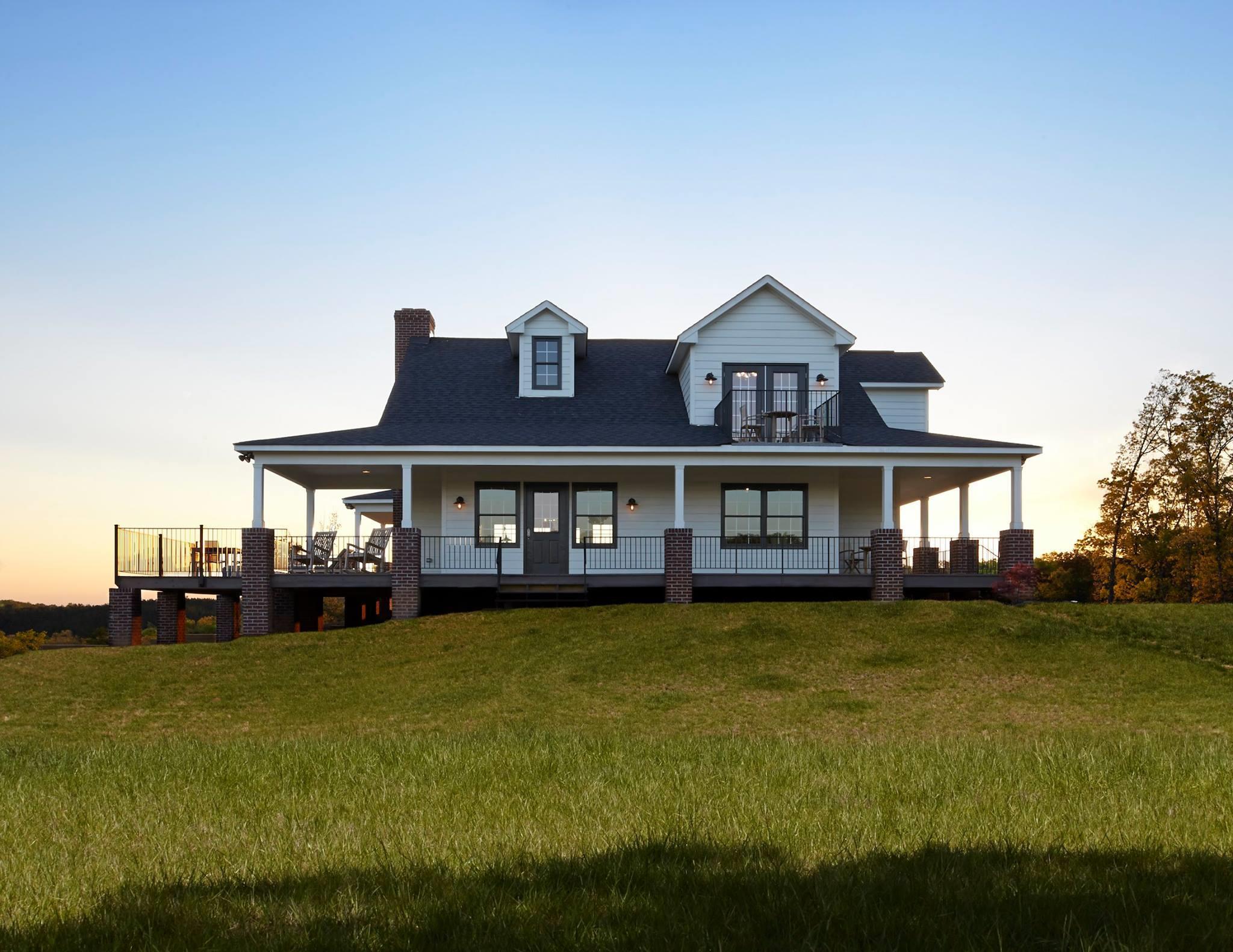 casa en Cablik Enterprises por Cablik Enterprises