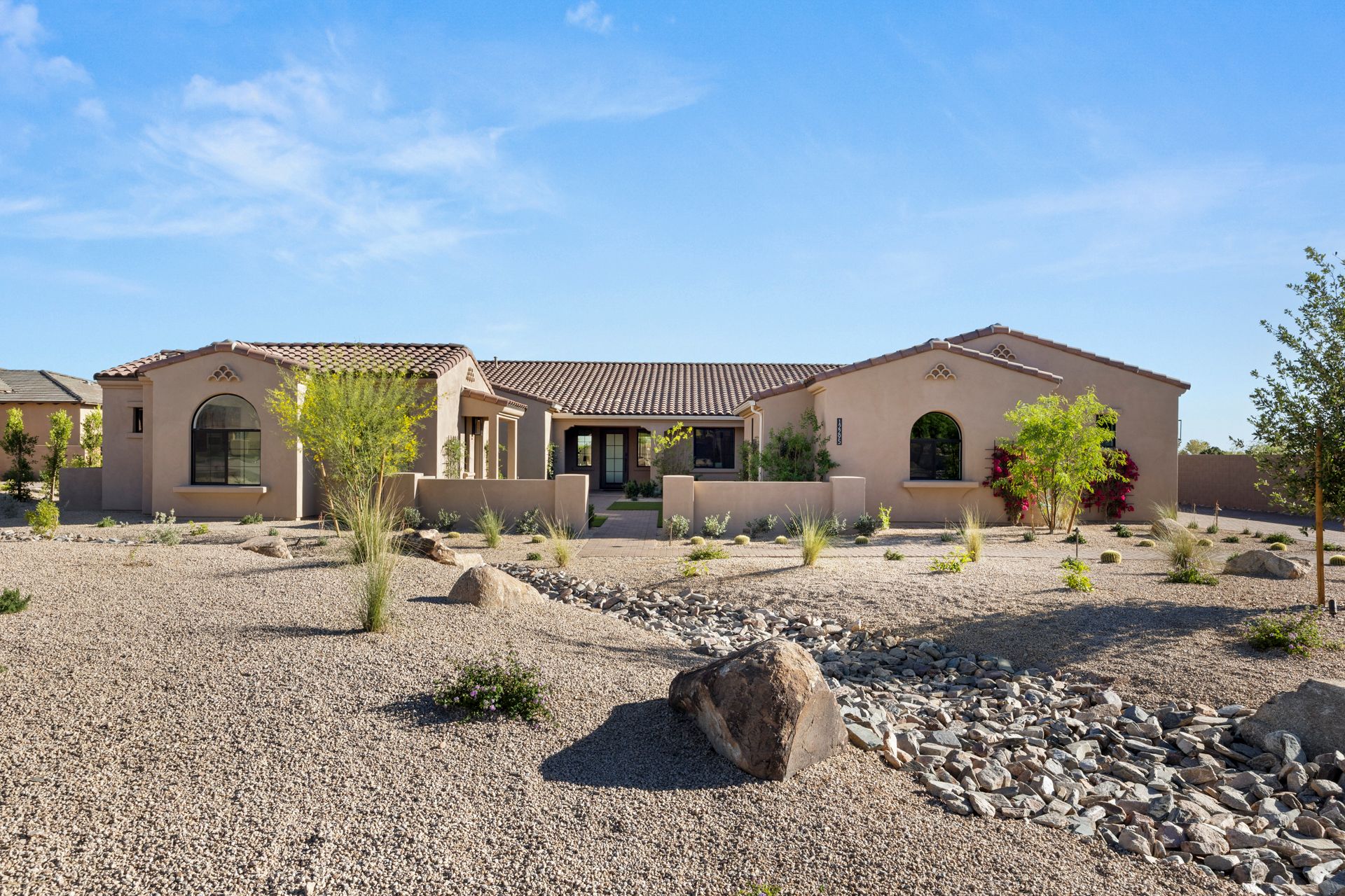 casa en Emerald Hills por Cachet Homes