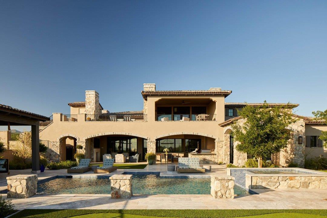 casa en Calvis Wyant Luxury Homes por Calvis Wyant Luxury Homes