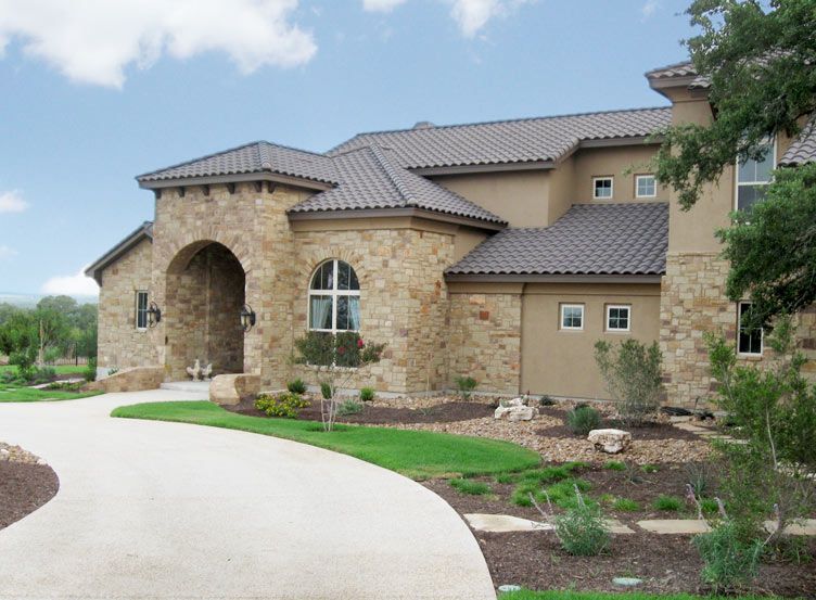 Canavan & Frank Custom Homes por Canavan & Frank Custom Homes en San Antonio Texas