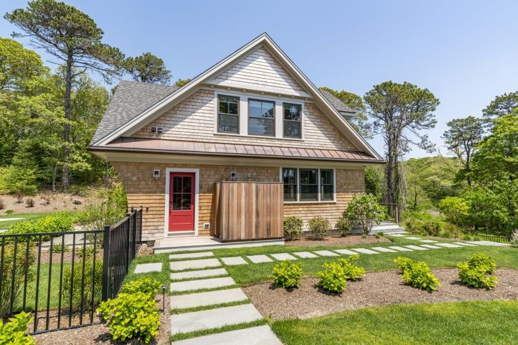 Cape Associates Inc por Cape Associates en Barnstable-Yarmouth Massachusetts