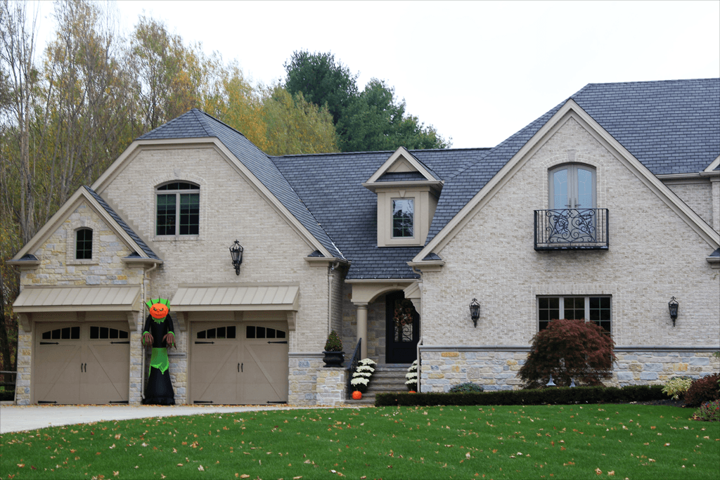 Capuano Homes Inc por Capuano Homes en Cleveland Ohio