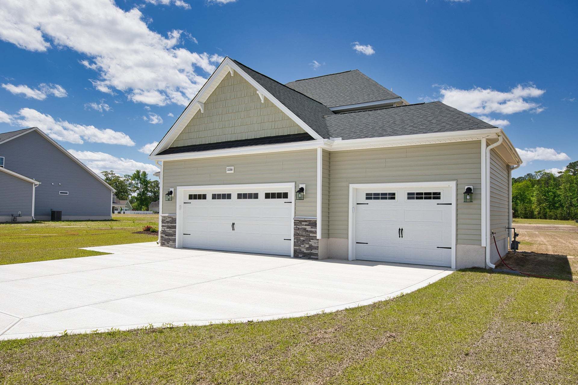 3-Car Garage Option