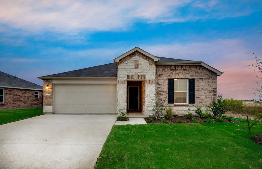 Serenada - Mobberly Farms: Pilot Point, Texas - Centex Homes
