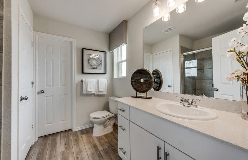 Private owner's bath