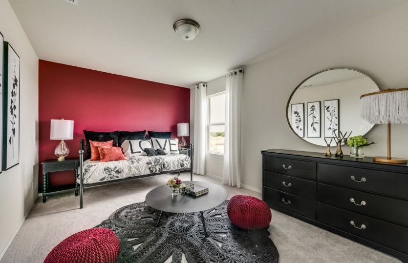 Secondary bedroom
