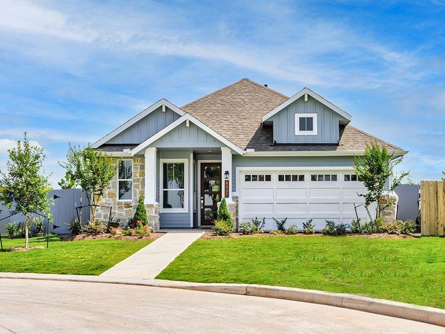 Fulshear Lakes por Century Communities en Houston Texas