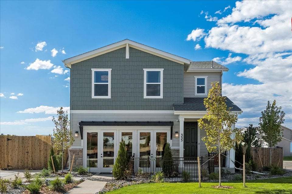 casa en Coyote Creek por Century Communities