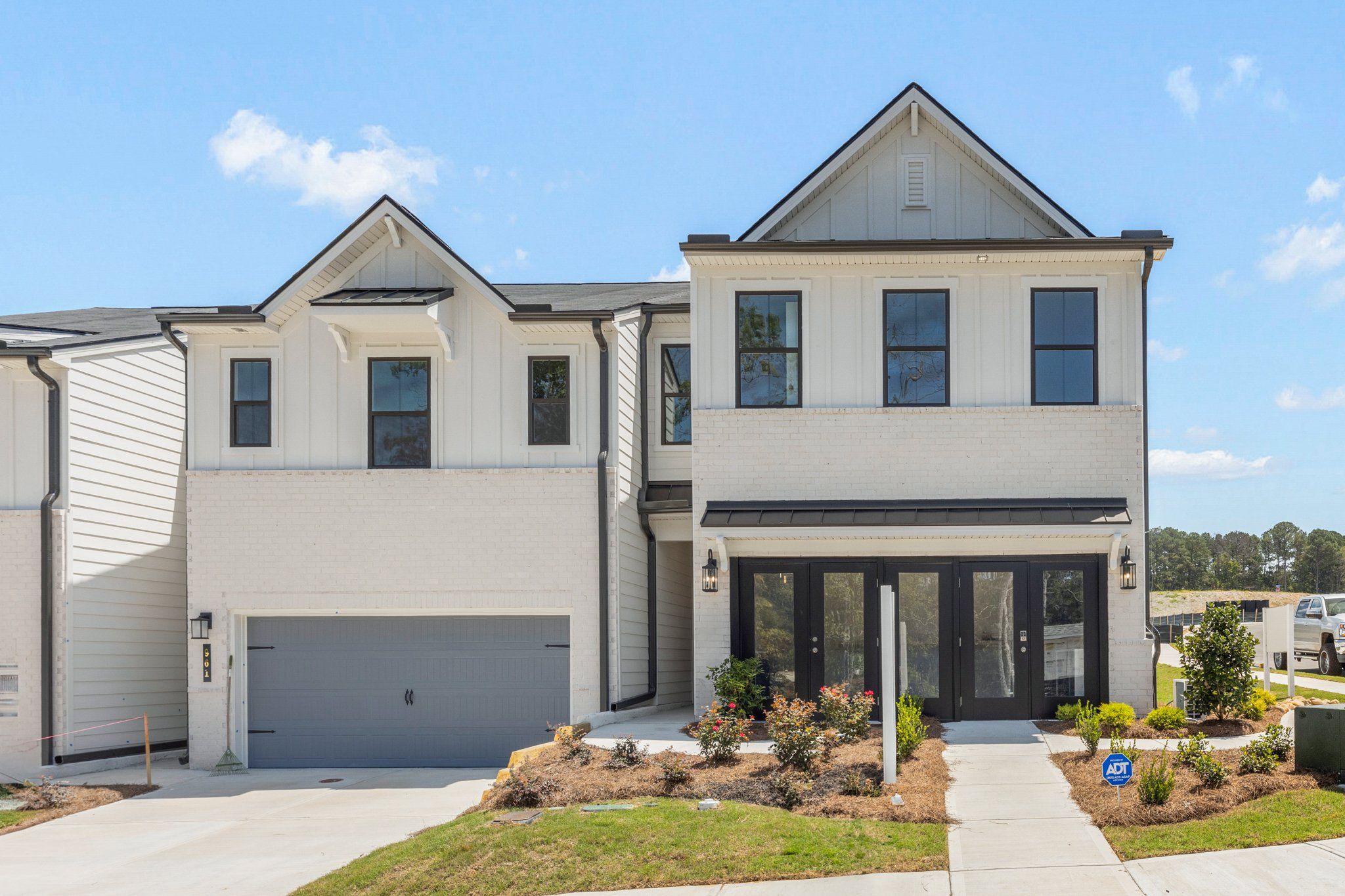 casa en Azalea Square Townhomes por Century Communities
