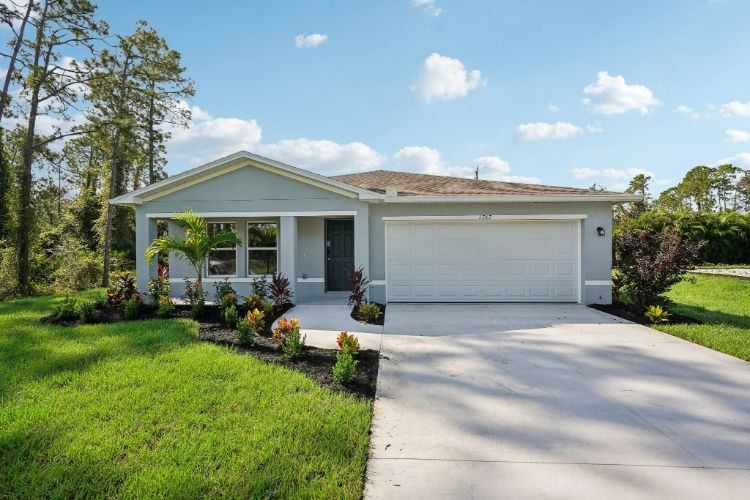 casa en North Port Classic por Century Complete