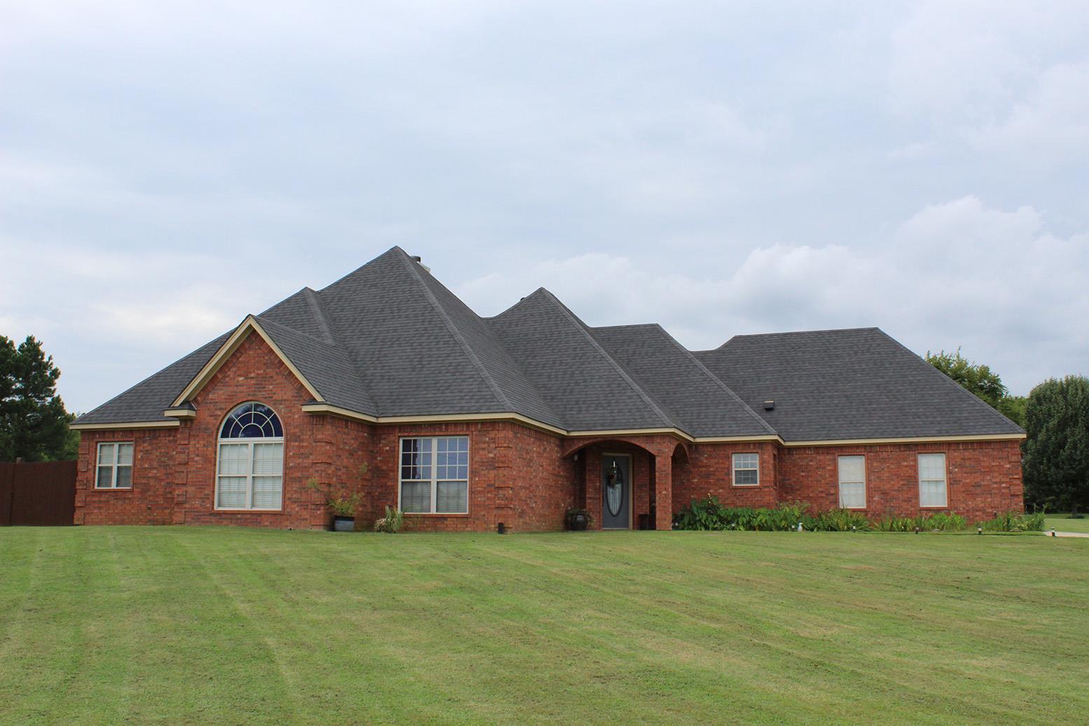 casa en Charter Homes por Charter Homes