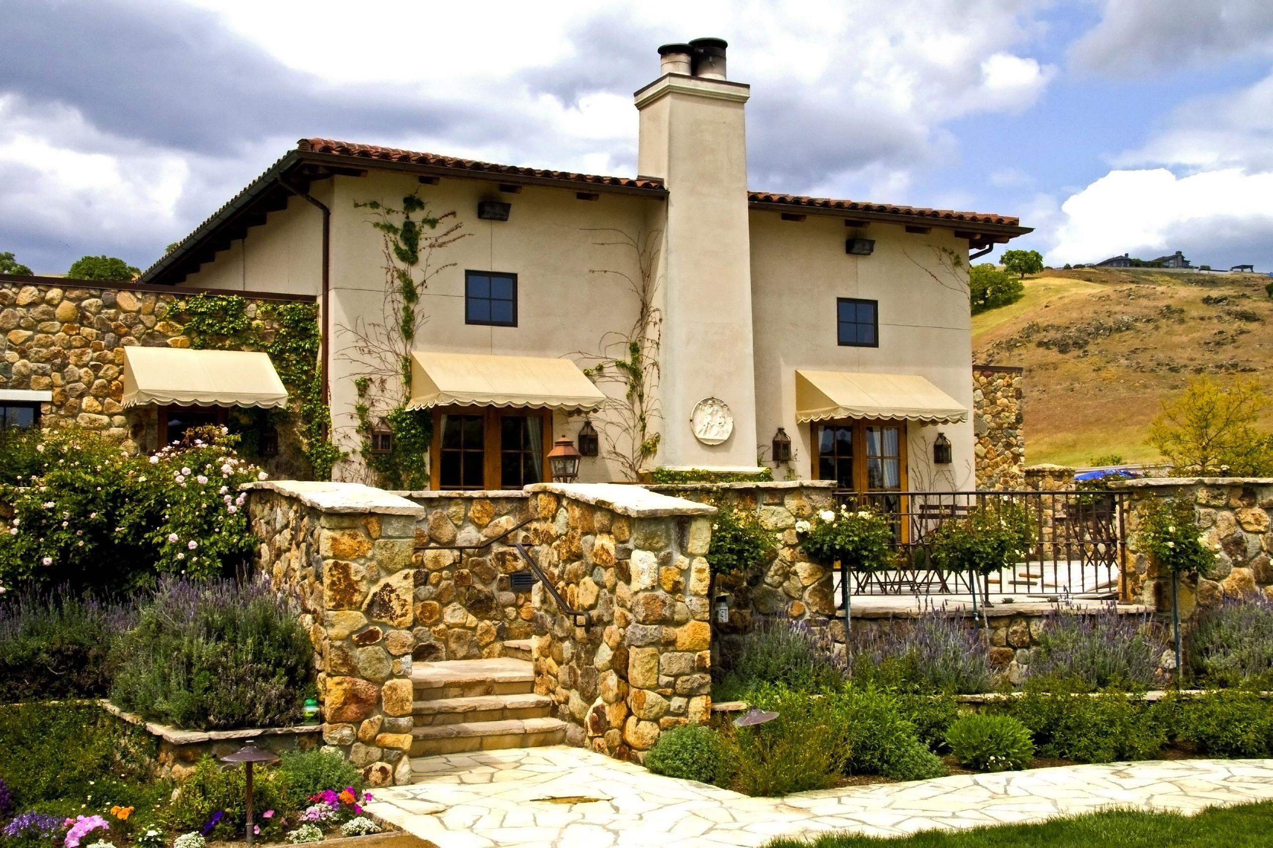 Chateau Construction por Chateau Construction en San Jose California