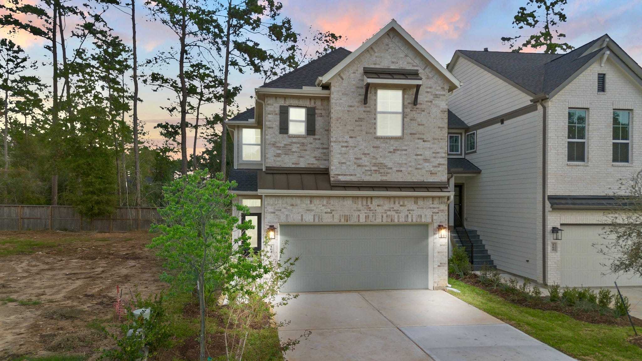 215 Flora Springs Cove (Cheverny - Augustine Collection)