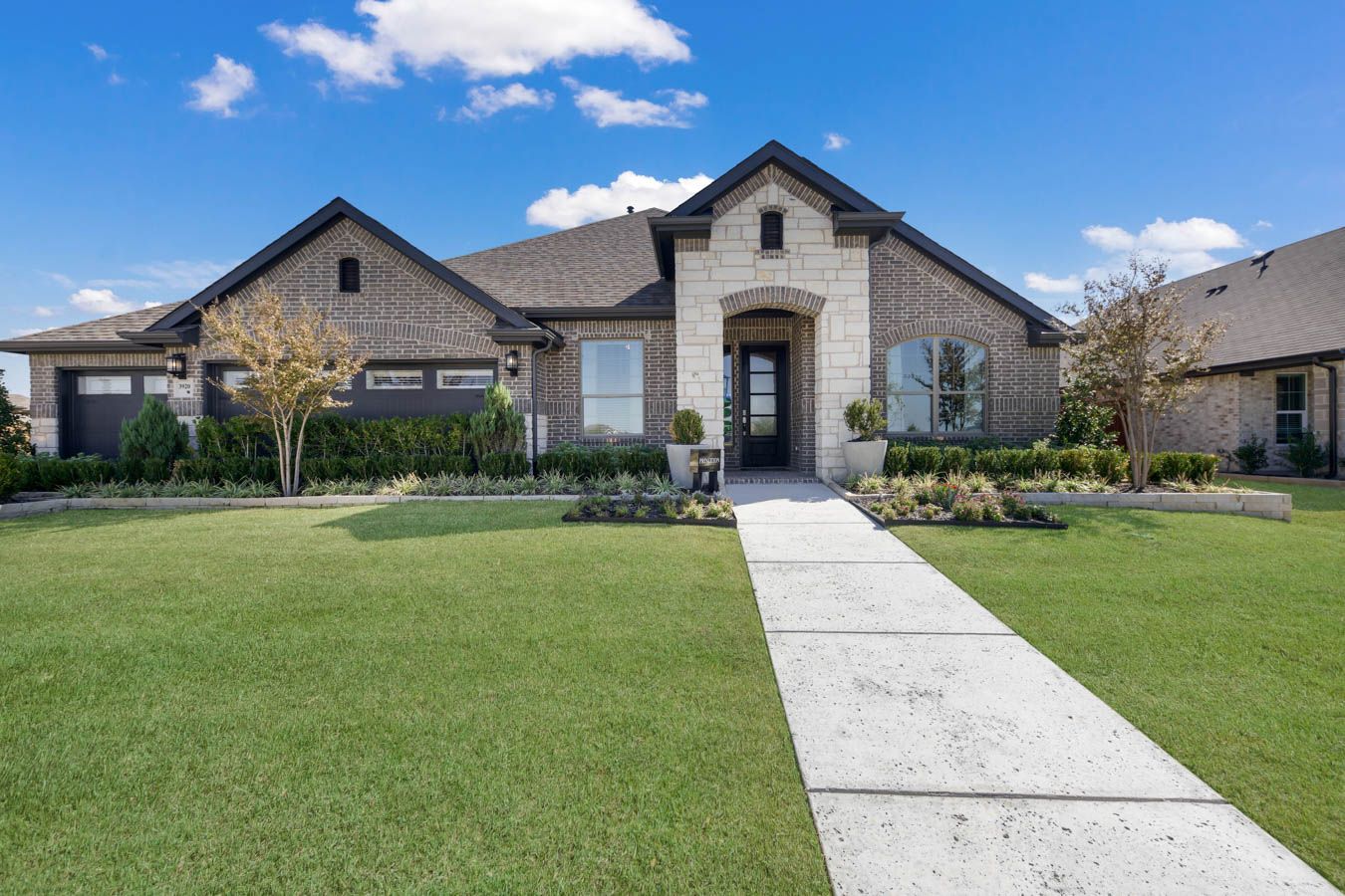 3910 Hometown Blvd. Crandall, TX 75114