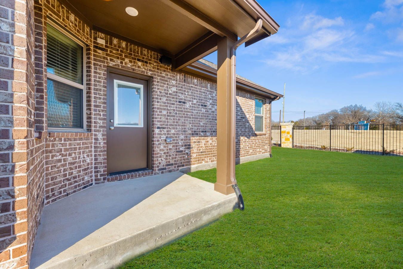1600 Casting Ridge. Mesquite, TX 75181