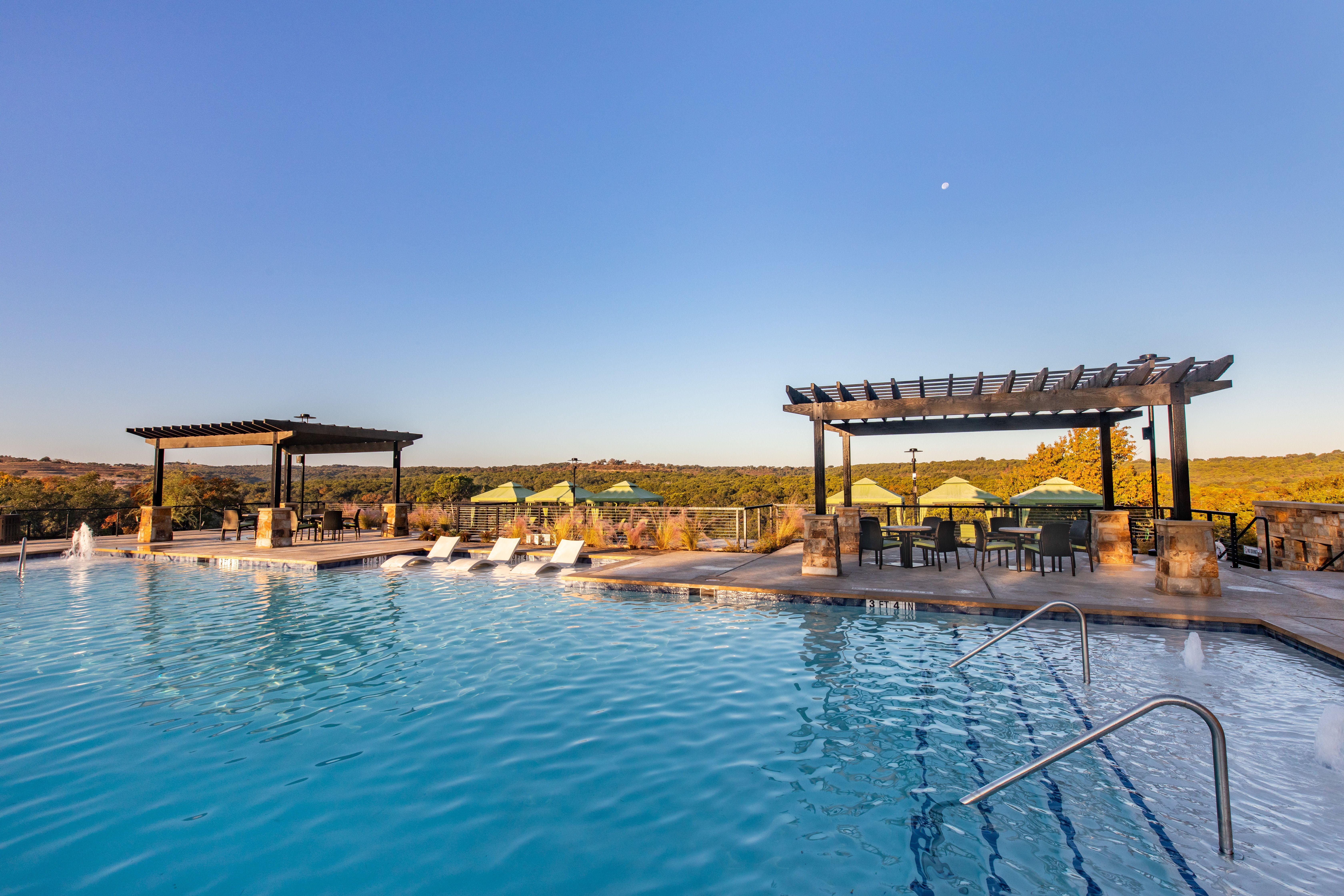 casa en Sweetwater por Chesmar Homes