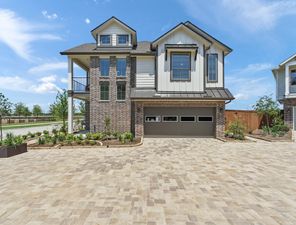 Riverdale - Courtyard Collection