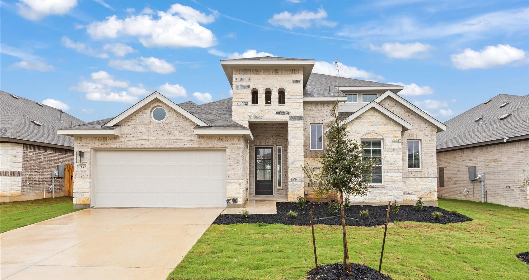 100 Ridgewell Loop. Georgetown, TX 78633