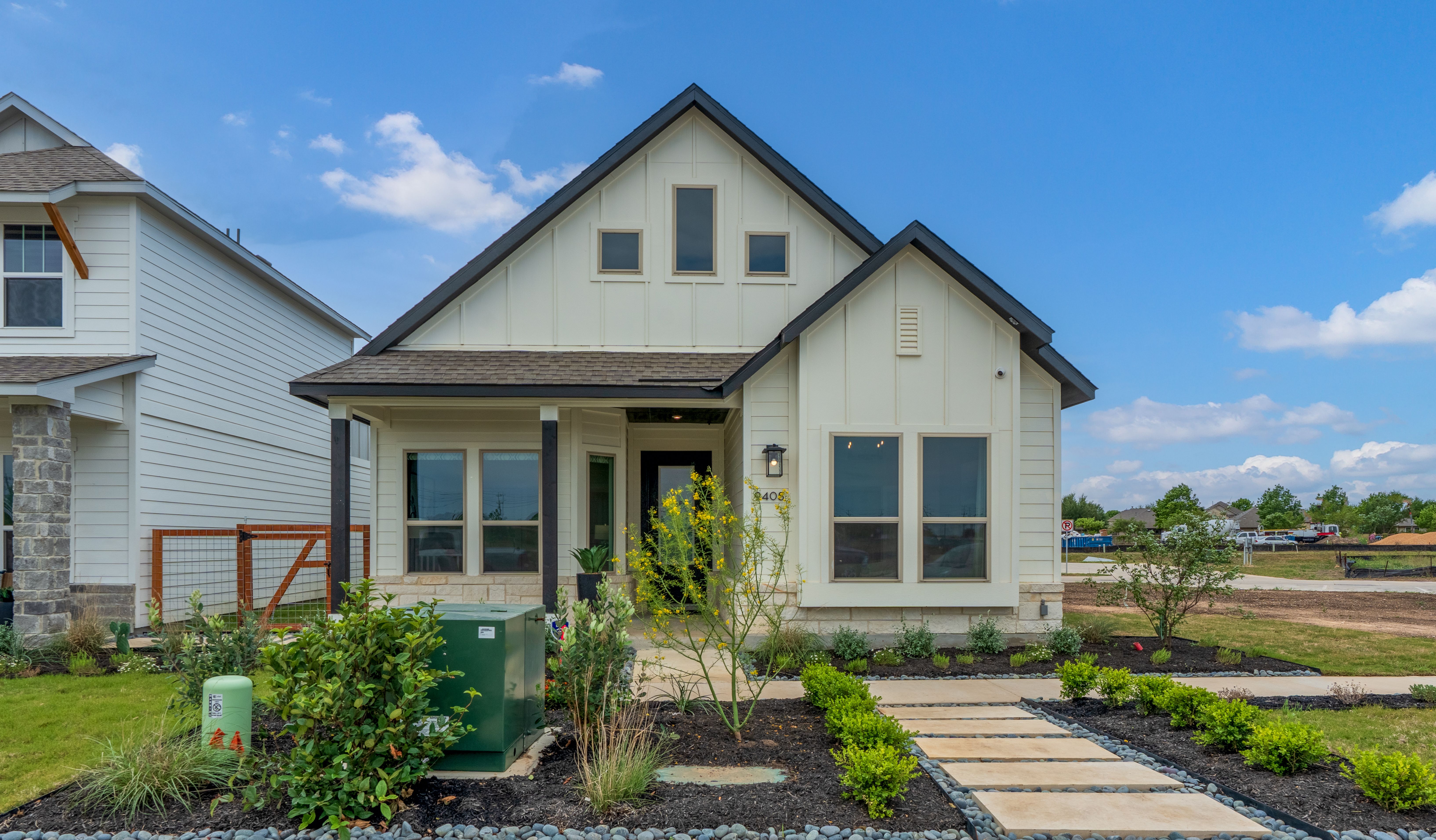 casa en The Crossvine por Chesmar Homes
