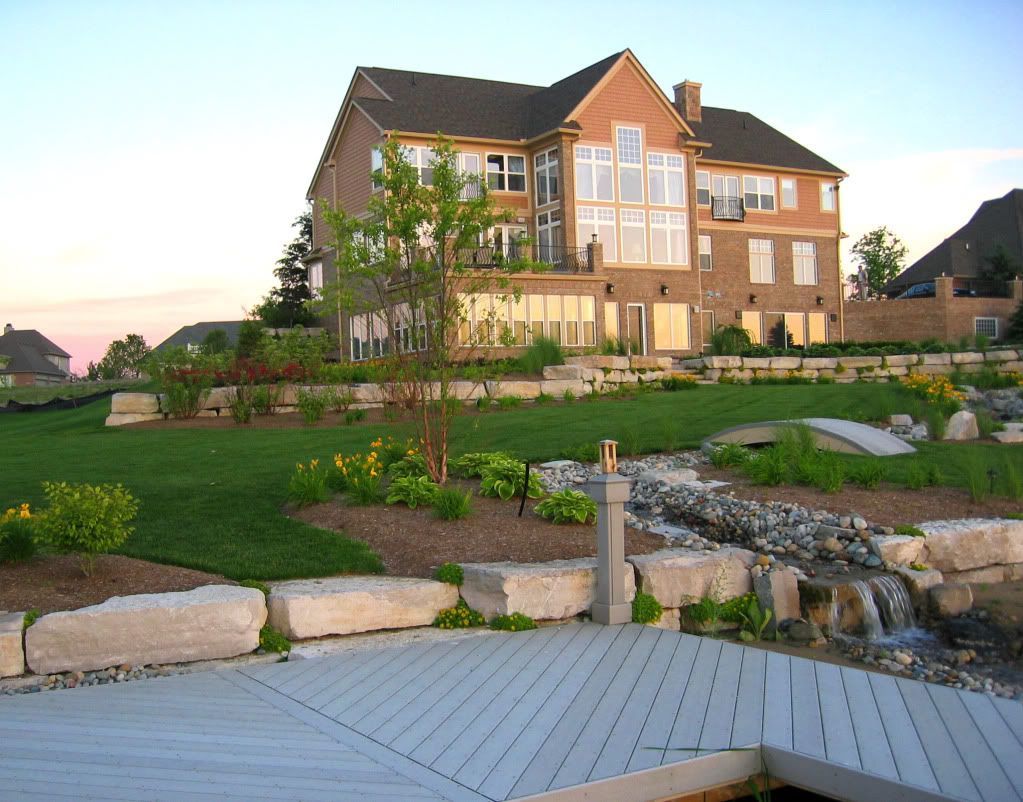 Dunhill Park por Compo Builders, Inc. en Detroit Michigan