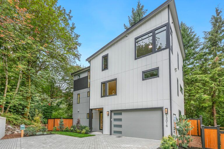 Richards Ridge 1 - Richards Ridge: Bellevue, Washington - Conner Homes