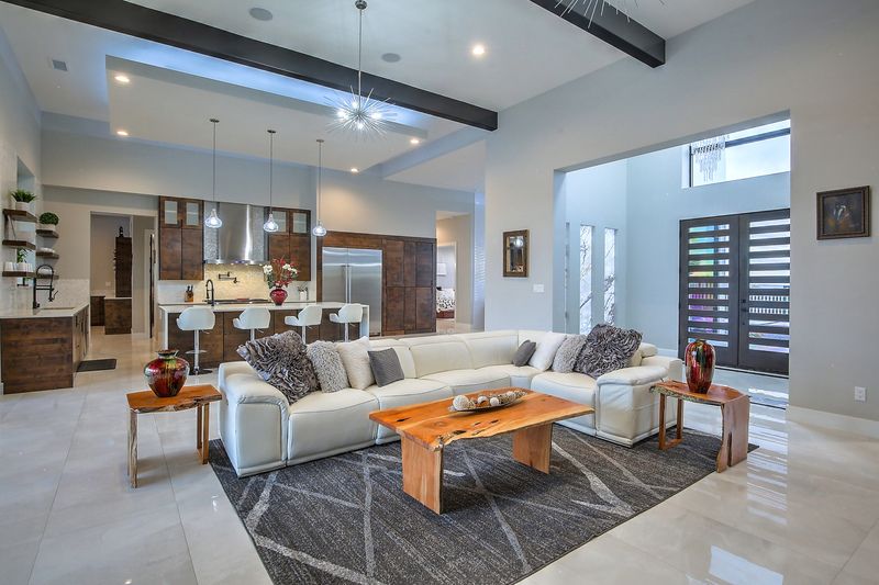 casa en Connected Construction LLC por Connected Construction LLC