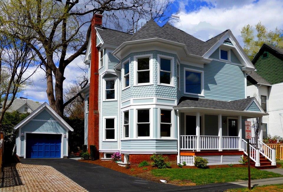 casa en Construct Associates, Inc. por Construct Associates, Inc.