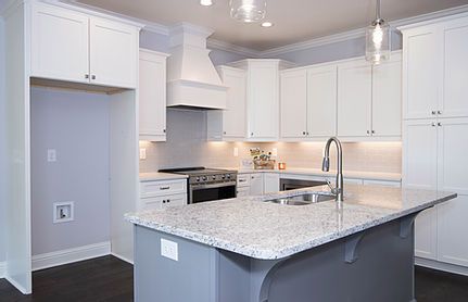 casa en Contenment Homes LLC por Contenment Homes LLC