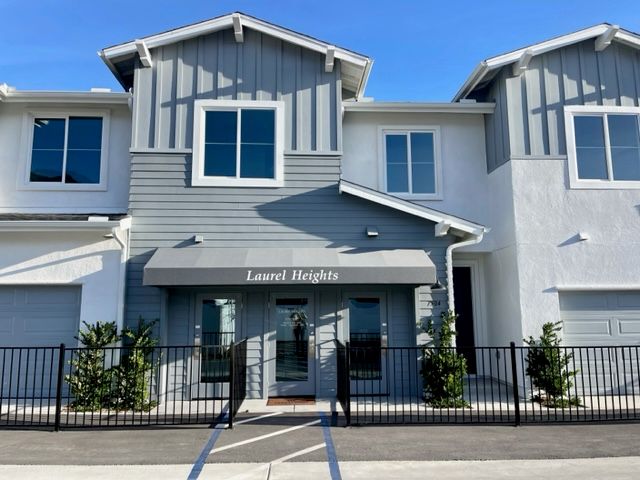 casa en Laurel Heights por Cornerstone Communities