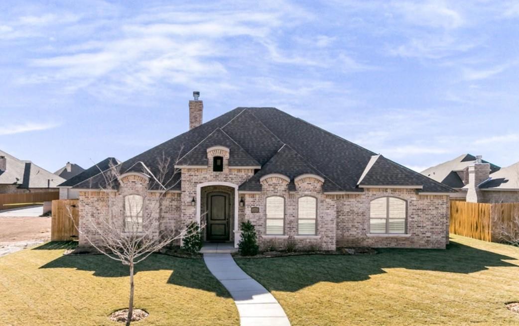 casa en Cornerstone Fine Homes Inc por Cornerstone Fine Homes Inc