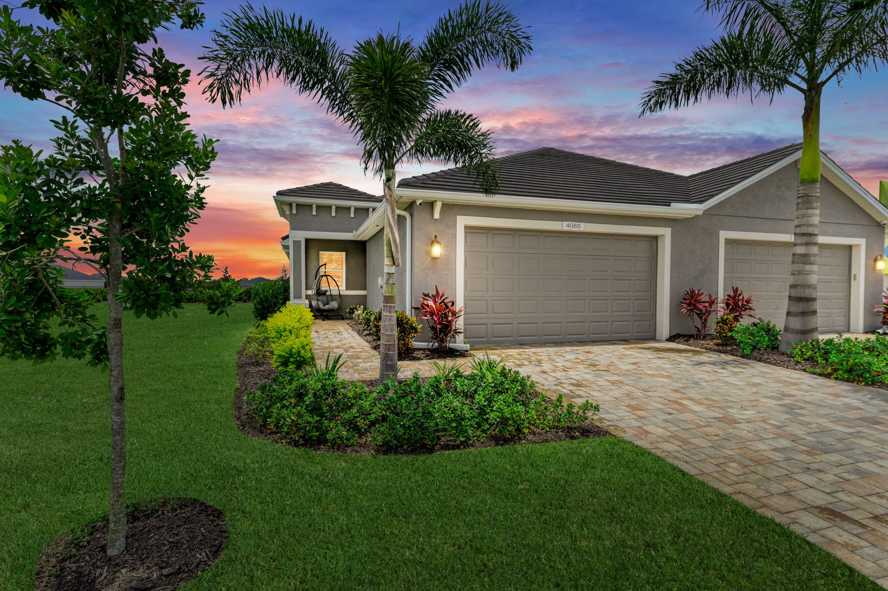The Laurels por Medallion Home en Sarasota-Bradenton Florida