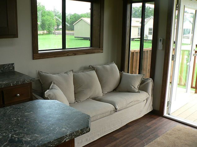casa en Creative Living Solutions, LLC por Creative Living Solutions, LLC