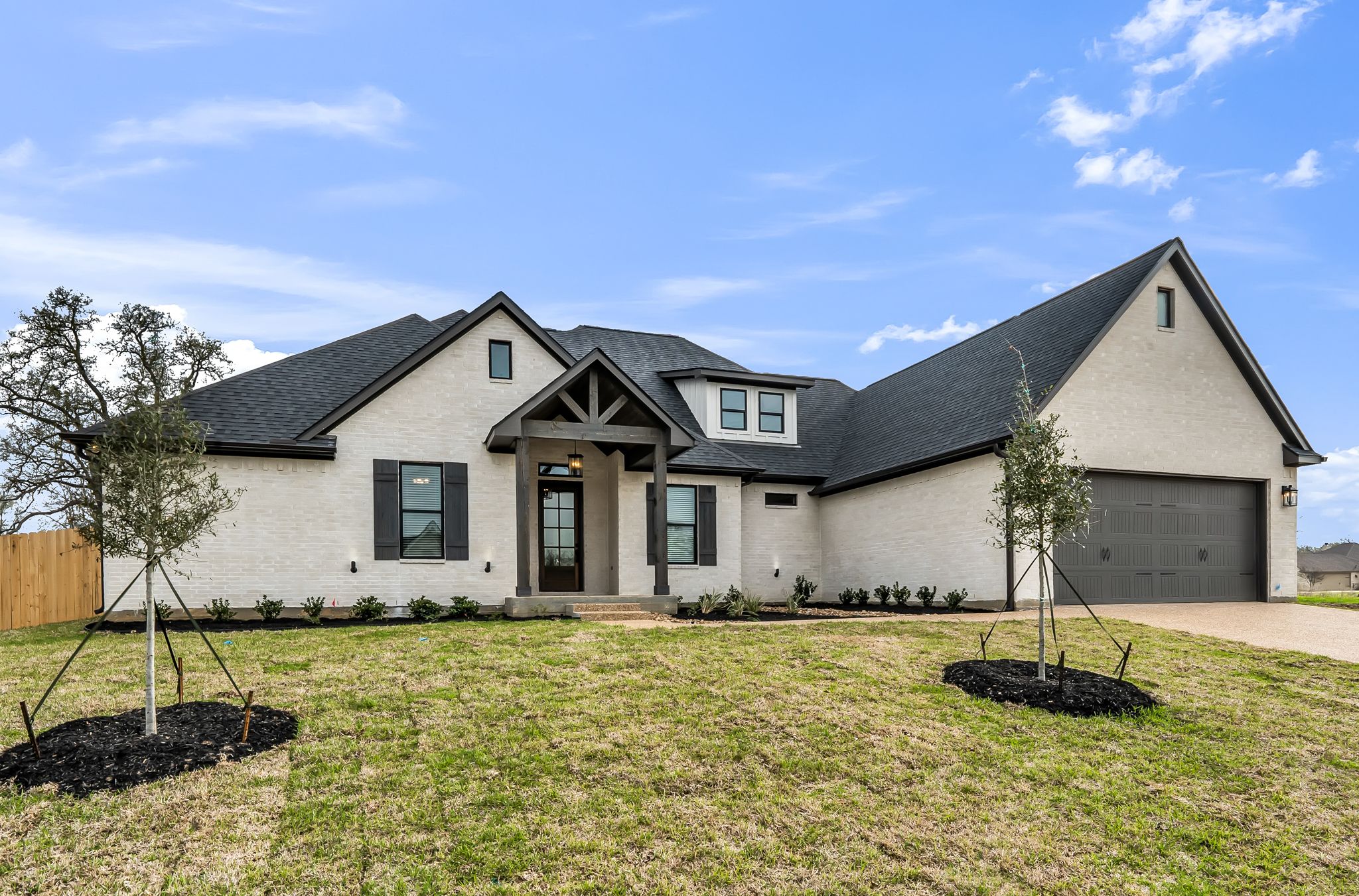 casa en Creekview Custom Builders por Creekview Custom Builders