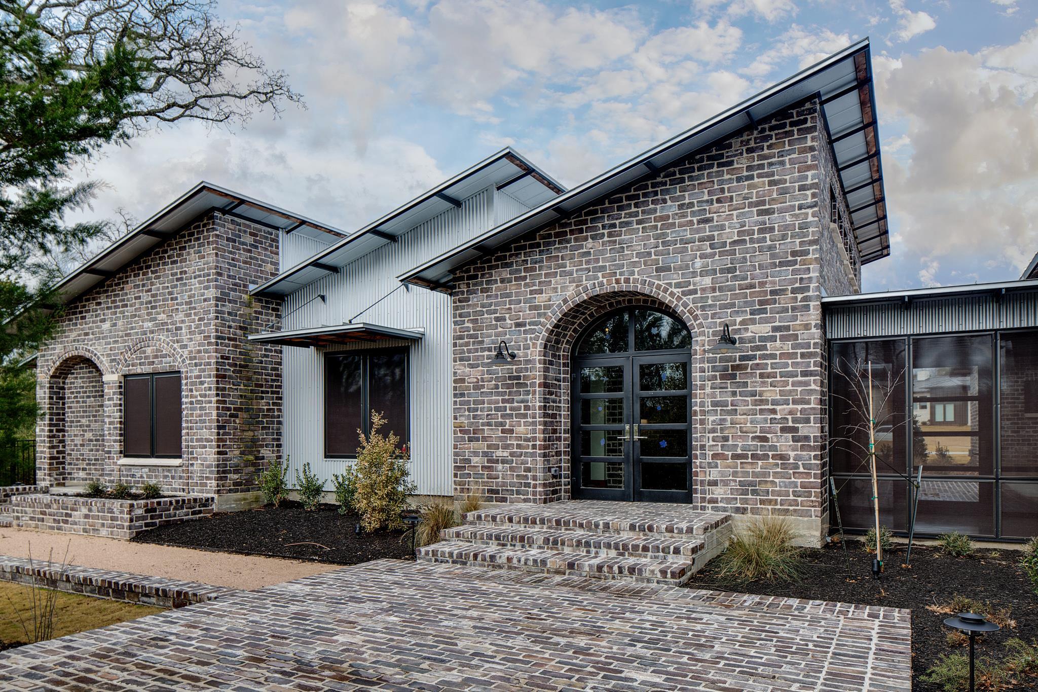 Crowley Custom Homes por Crowley Custom Homes en Bryan-College Station Texas