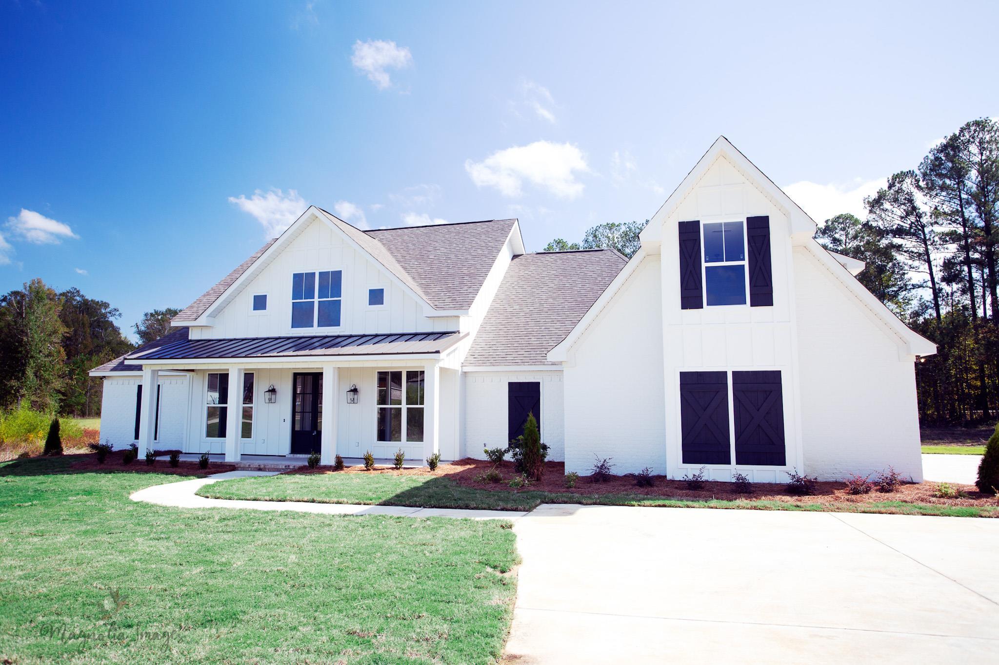 Crown Homes, LLC por Crown Homes, LLC en Jackson Mississippi