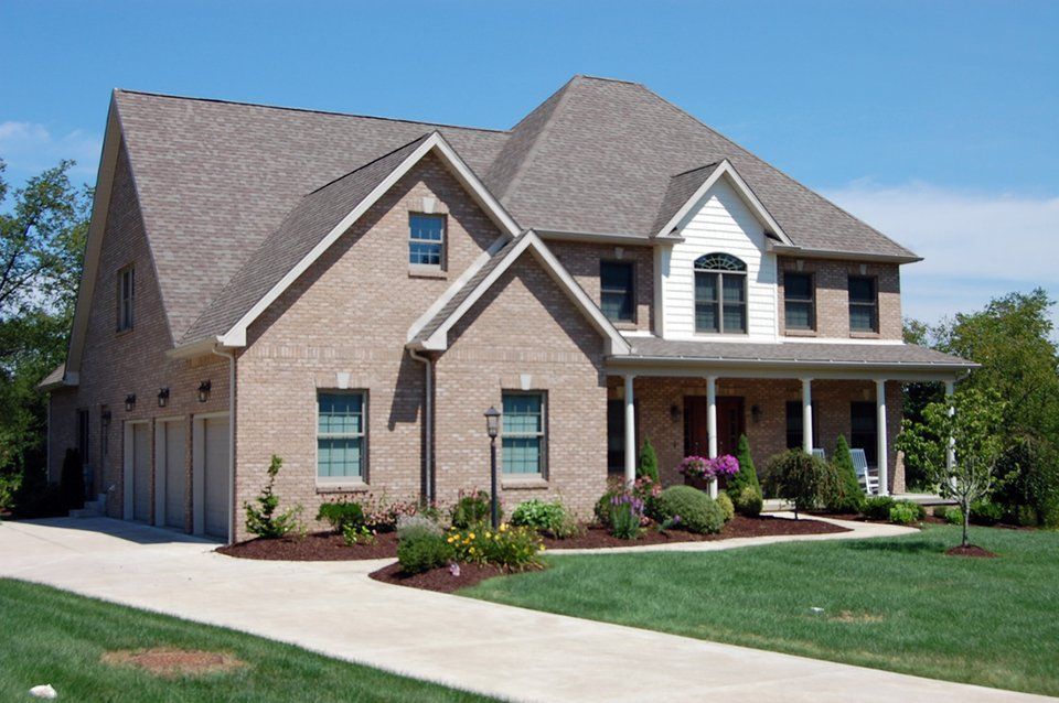 casa en D.M. Brentzel Builders por D.M. Brentzel Builders