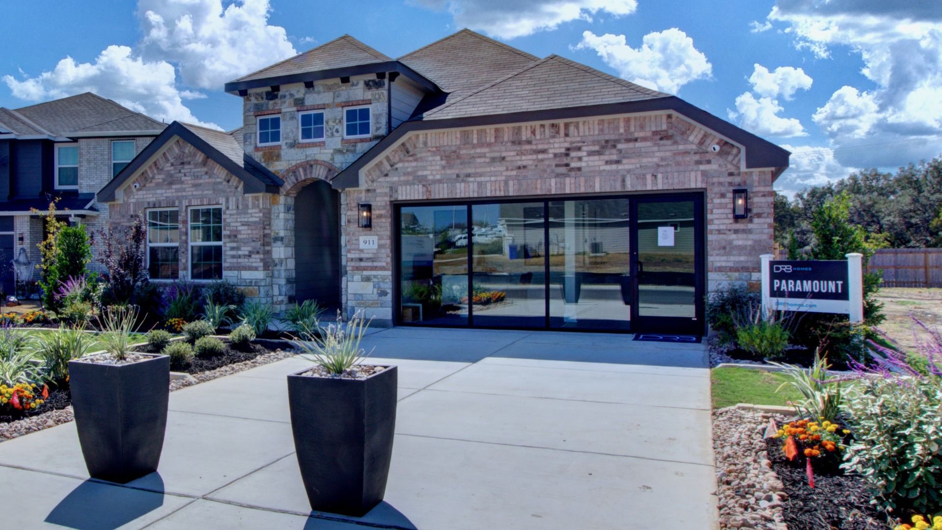 casa en Cloud Country por DRB Homes