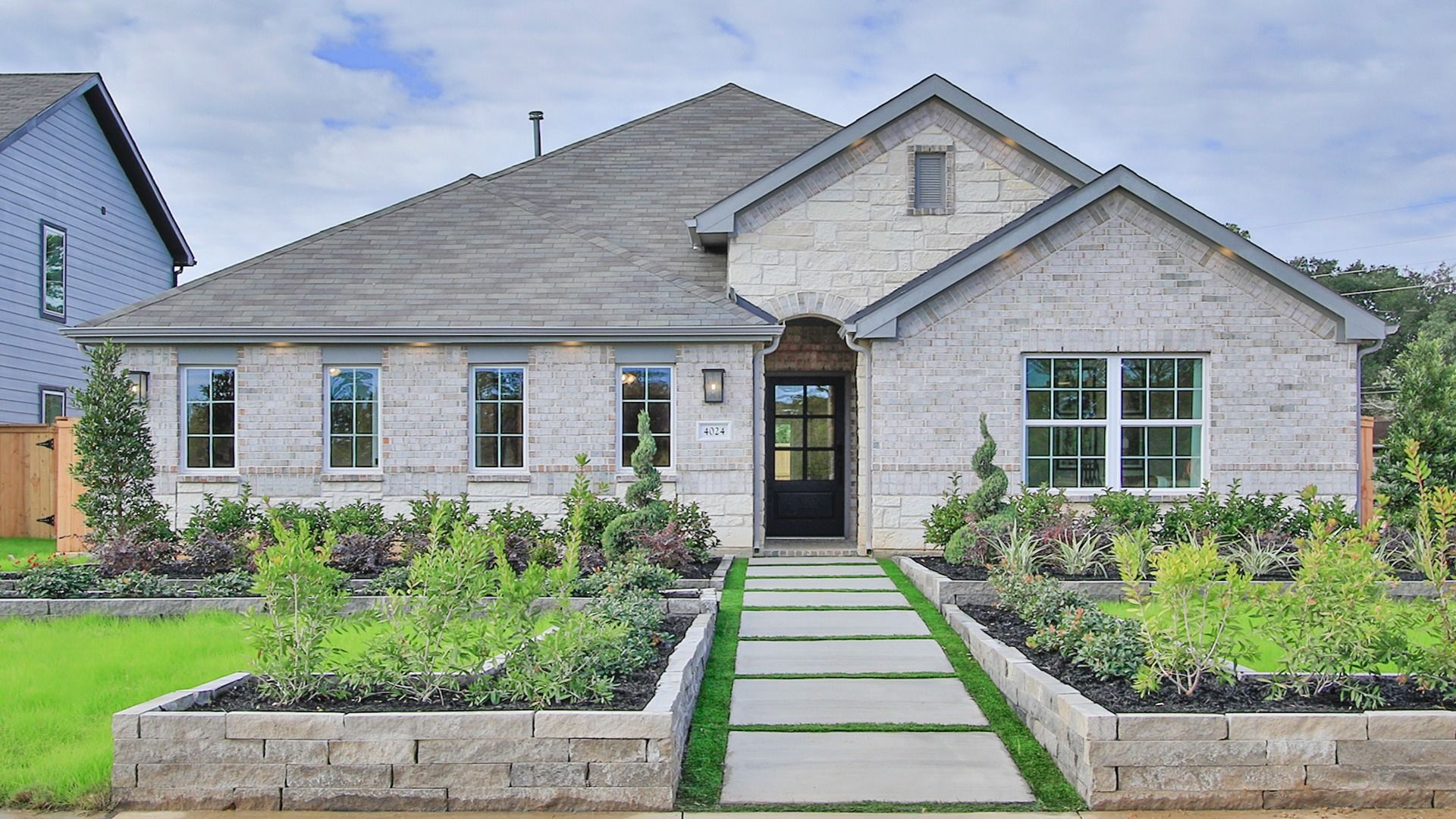 Colony at Pinehurst - Pinehurst, TX