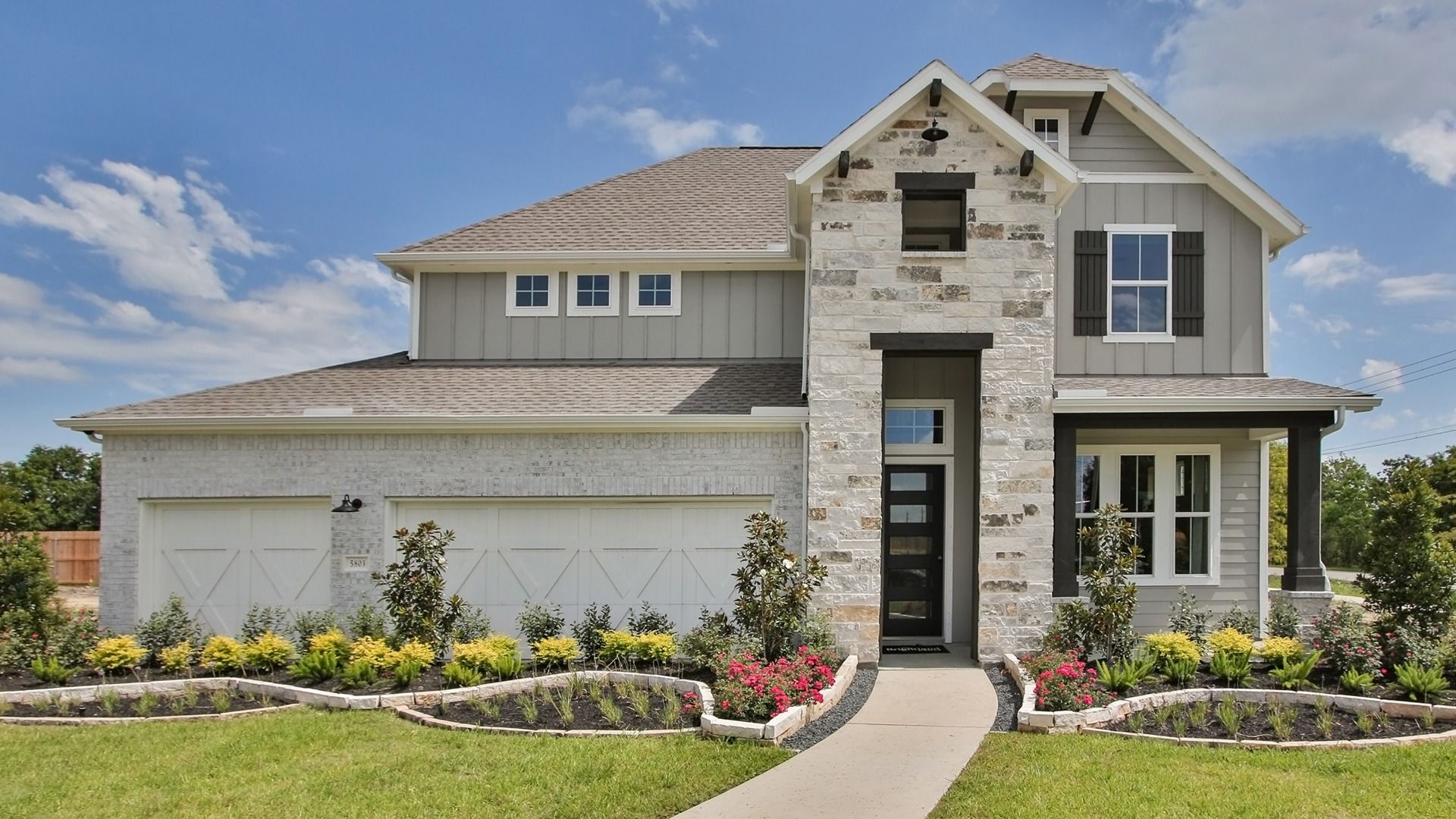 August Meadows por DRB Homes en Houston Texas