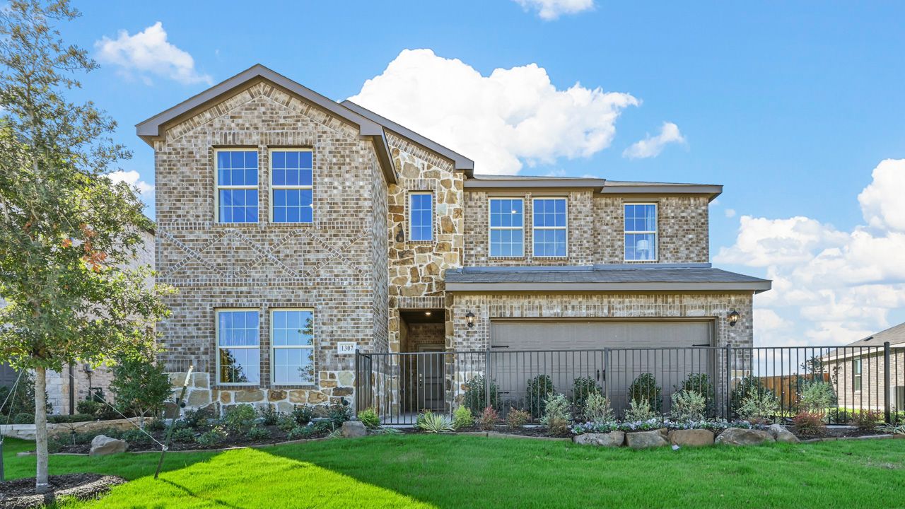 1303 Taggart Street. Royse City, TX 75189