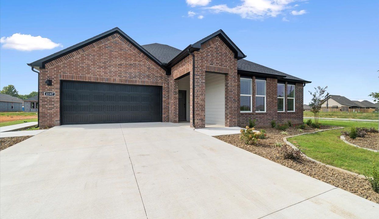 DEAN - Noah's Landing: Springdale, Arkansas - D.R. Horton