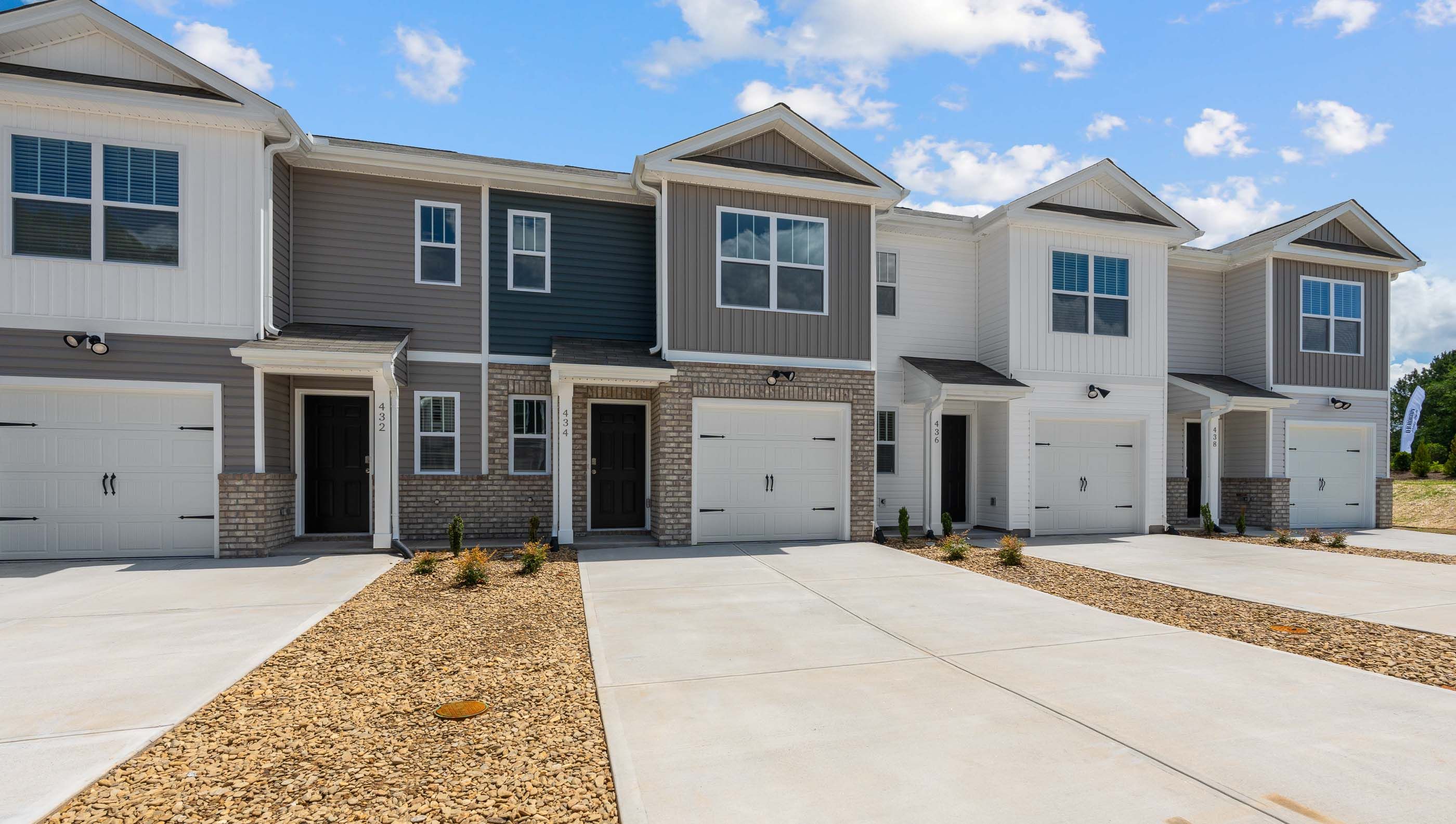 Chestnut Ridge Townhomes - Greenville, SC