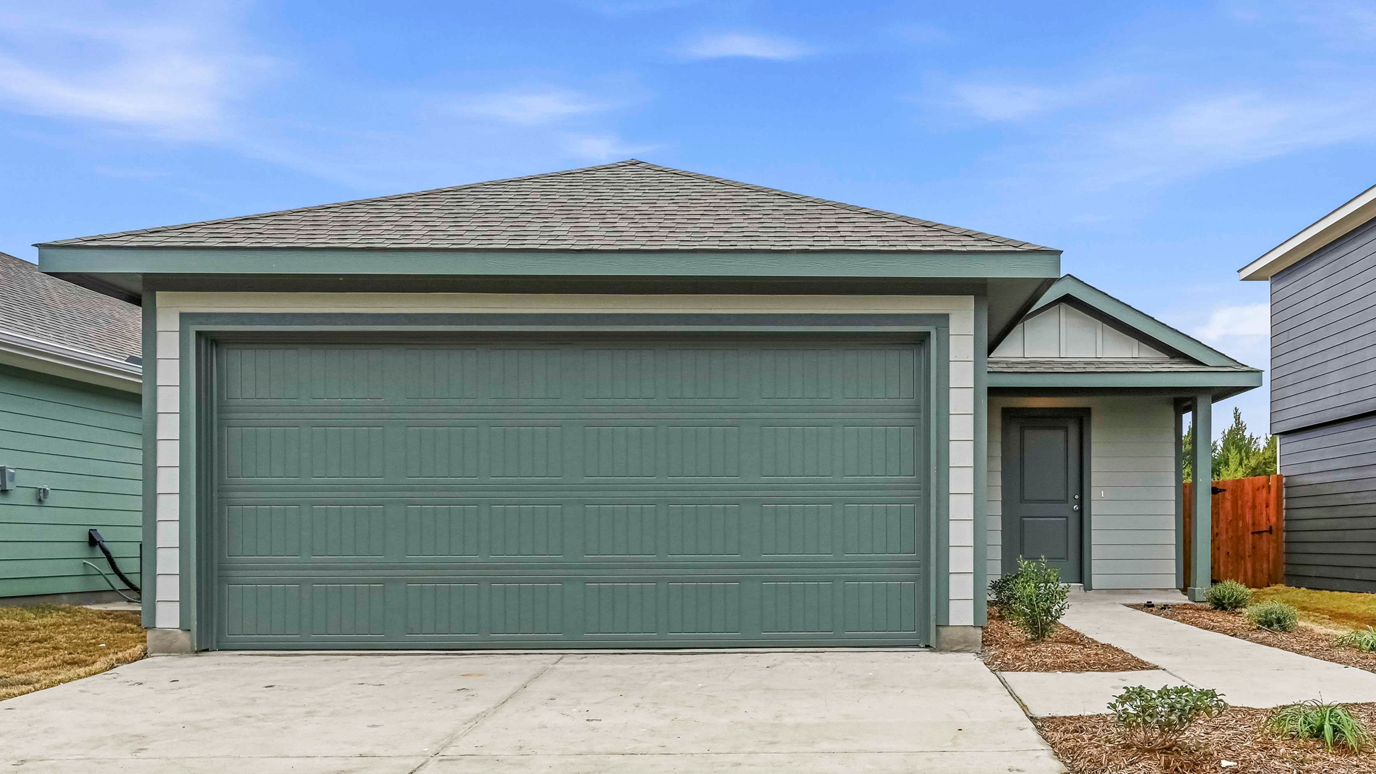 2907 Pineview Drive. Forney, TX 75126