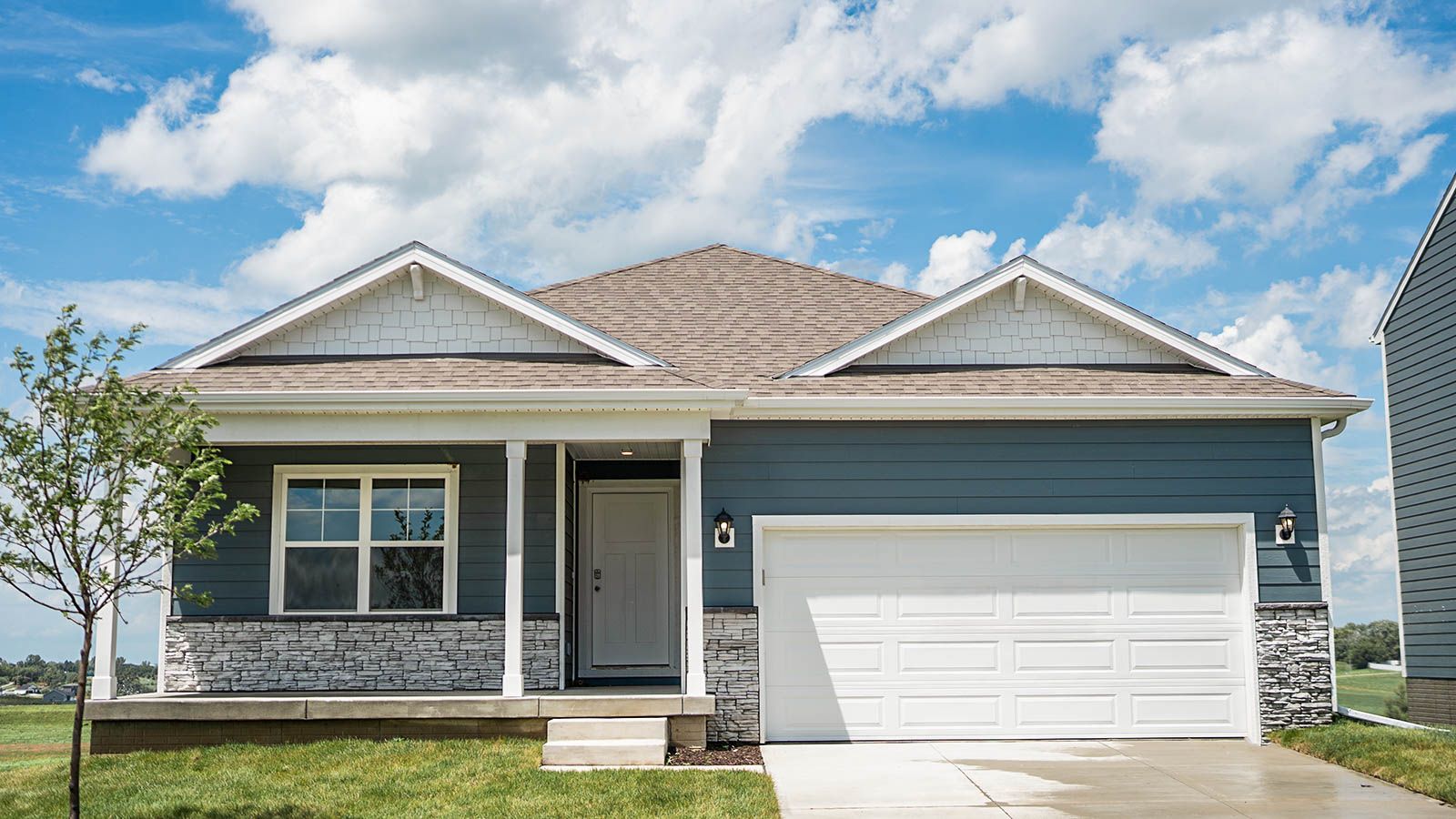 Hamilton - Westbrook Hills: Omaha, Nebraska - D.R. Horton