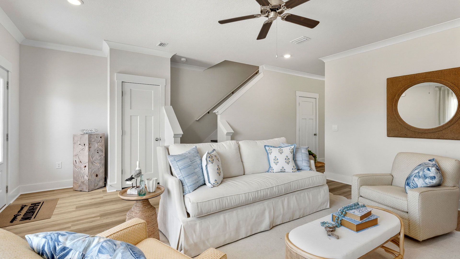 casa en Stadium Way por D.R. Horton Basic
