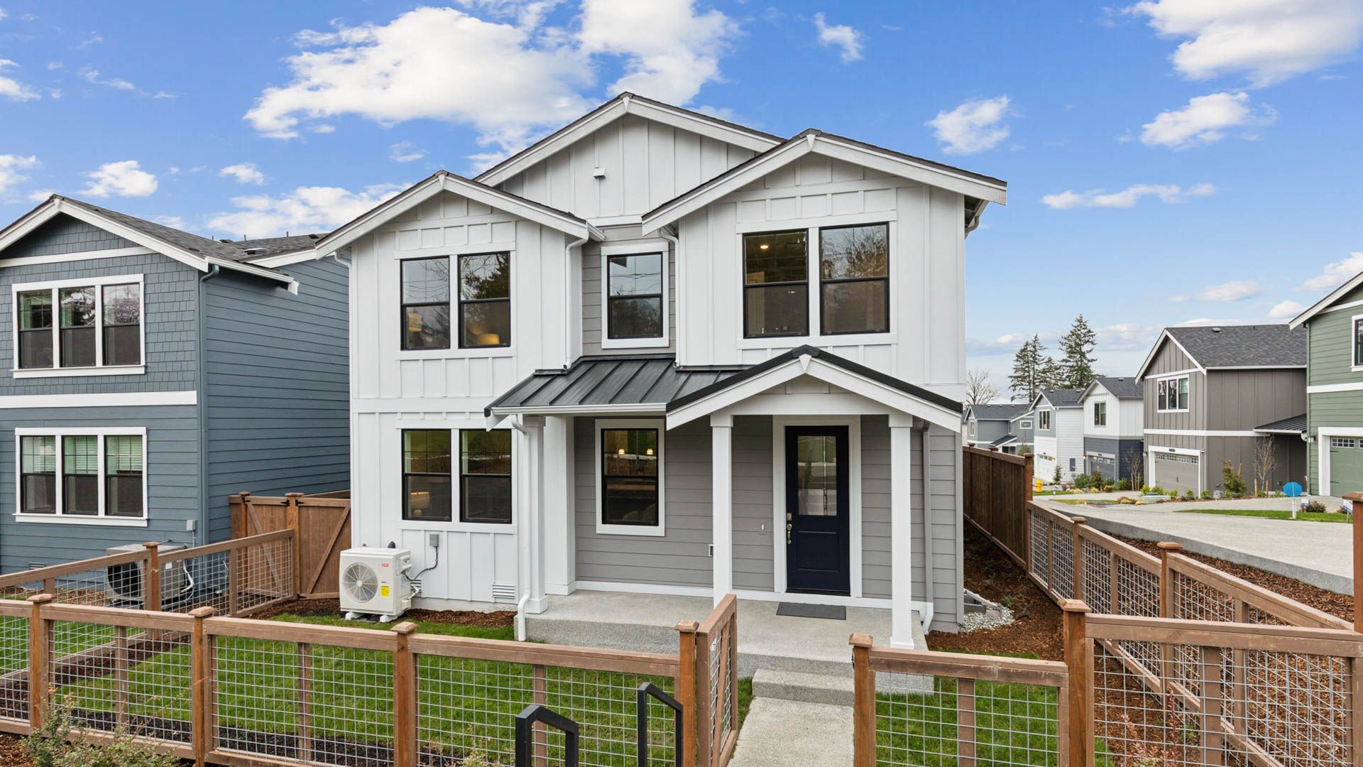 Brentwood - Parkside at May Creek: Newcastle, Washington - D.R. Horton