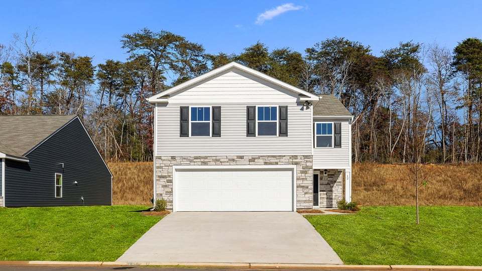 215 Deskin Lane