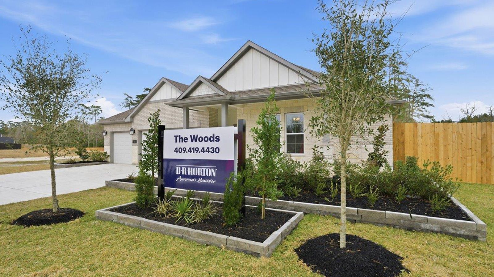 casa en The Woods por D.R. Horton