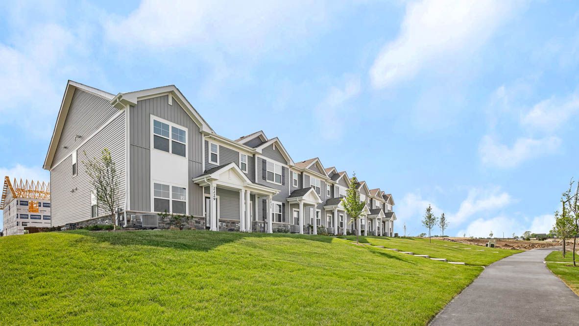 Norfolk - Sonoma Trails Townhomes: Oswego, Illinois - D.R. Horton